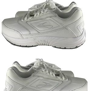 NEW Brooks Dyad Walker White Sz 8.5 Wide (D)
